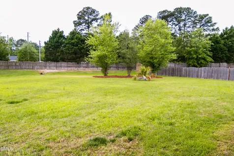 297 Foxcroft Lane Winterville NC 28590