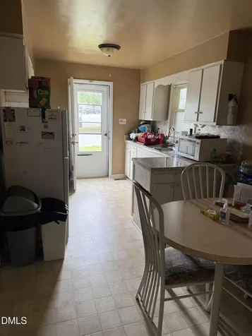 131 Robbins Avenue Jamestown NC 27282