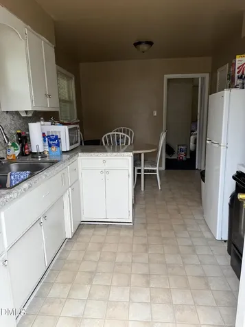 131 Robbins Avenue Jamestown NC 27282