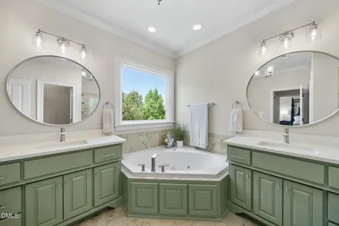 216 Walford Way Cary NC 27519
