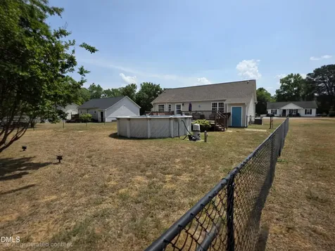 19 Atlantic Avenue Benson NC 27504