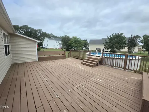 19 Atlantic Avenue Benson NC 27504