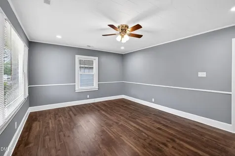994 Maple Street Henderson NC 27536