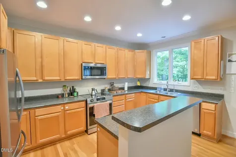 612 Highland Trail Chapel Hill NC 27516