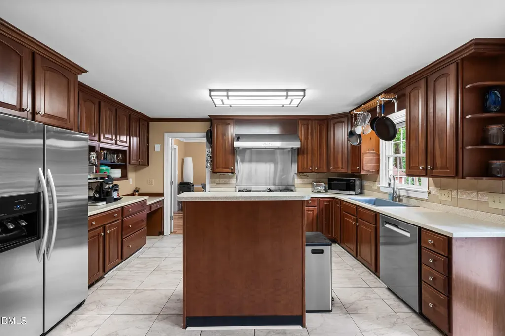8824 Woodyhill Road Raleigh NC 27613