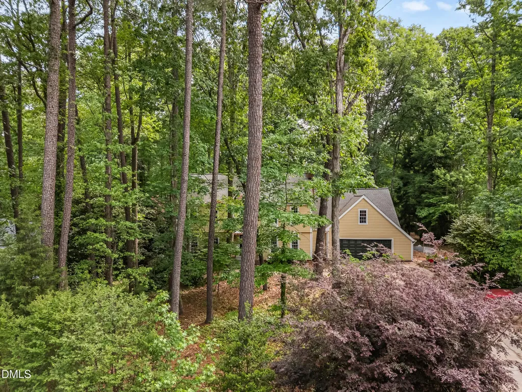 8824 Woodyhill Road Raleigh NC 27613