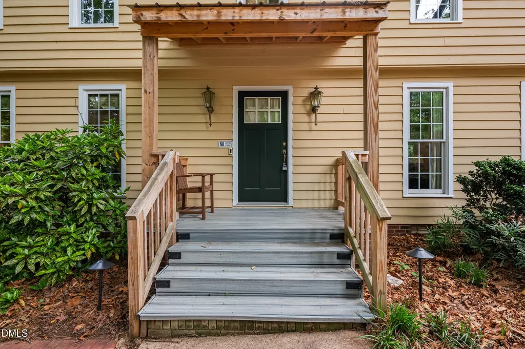 8824 Woodyhill Road Raleigh NC 27613