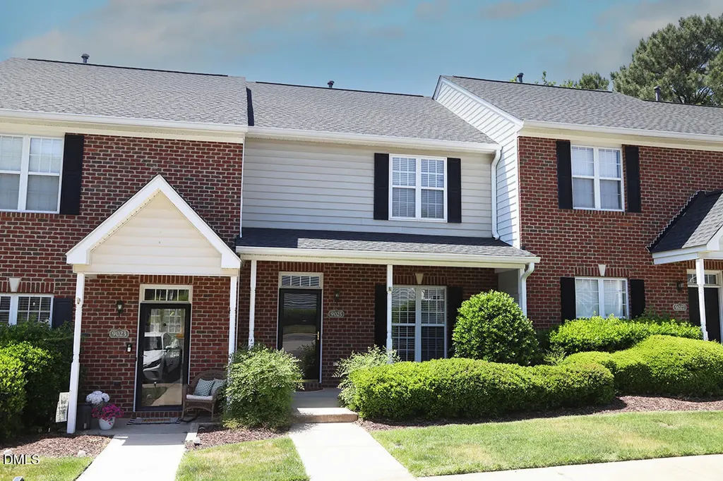 9025 Grassington Way Raleigh NC 27615