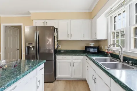 1839 Broadway Drive Graham NC 27253