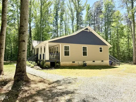 6304 Harmony Church Road Efland NC 27243