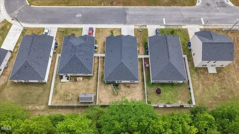 1441 N Wilshire Court Kinston NC 28504