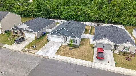 1441 N Wilshire Court Kinston NC 28504