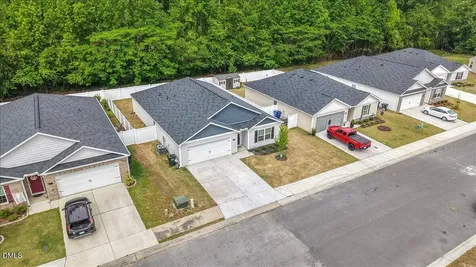 1441 N Wilshire Court Kinston NC 28504