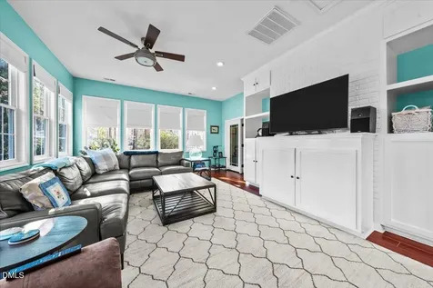 7980 Glasgow Drive Laurinburg NC 28352