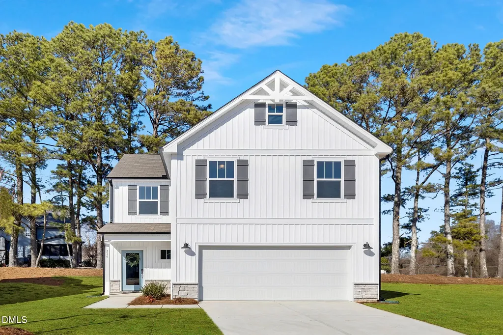 76 Cedarbranch Way Erwin NC 28339