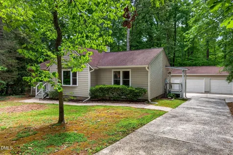12 Drakesway Court Durham NC 27713