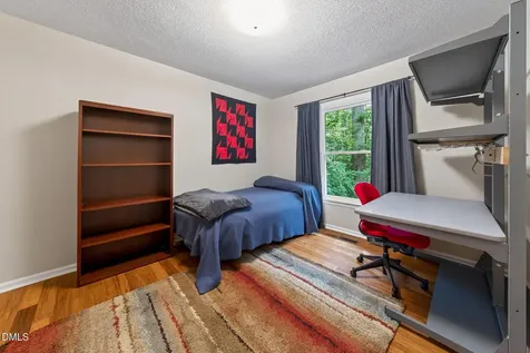 12 Drakesway Court Durham NC 27713