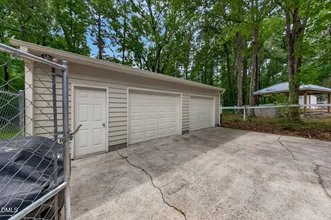 12 Drakesway Court Durham NC 27713