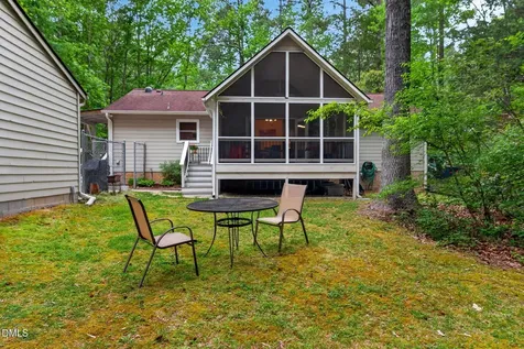 12 Drakesway Court Durham NC 27713