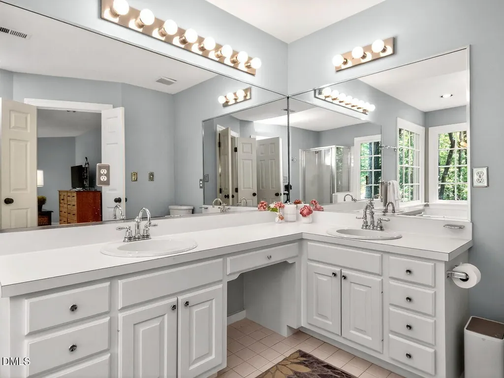 5913 Dunbarton Way Raleigh NC 27613