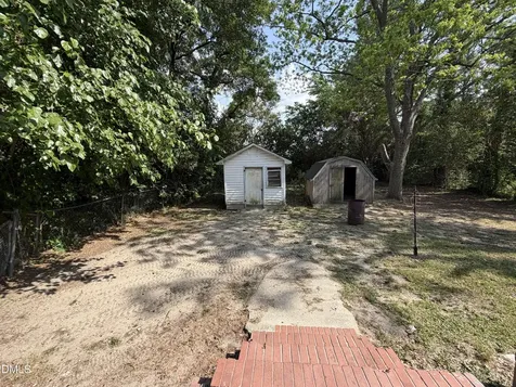 307 Byrd Street Clinton NC 28328