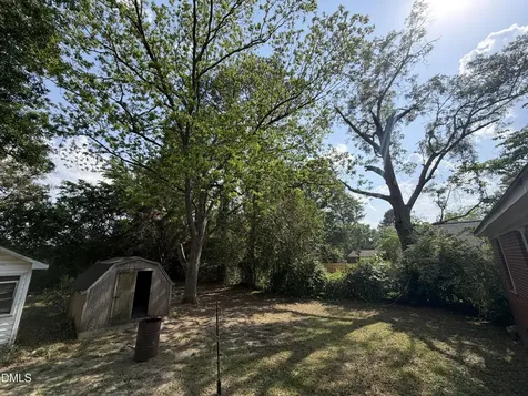 307 Byrd Street Clinton NC 28328