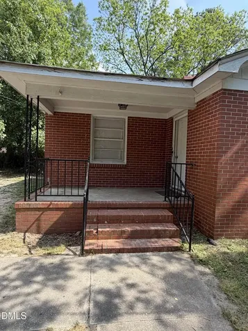 307 Byrd Street Clinton NC 28328