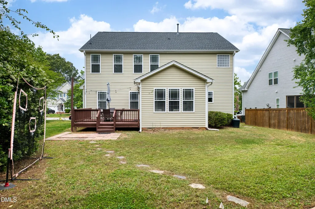 105 Oakbeech Court Holly Springs NC 27540