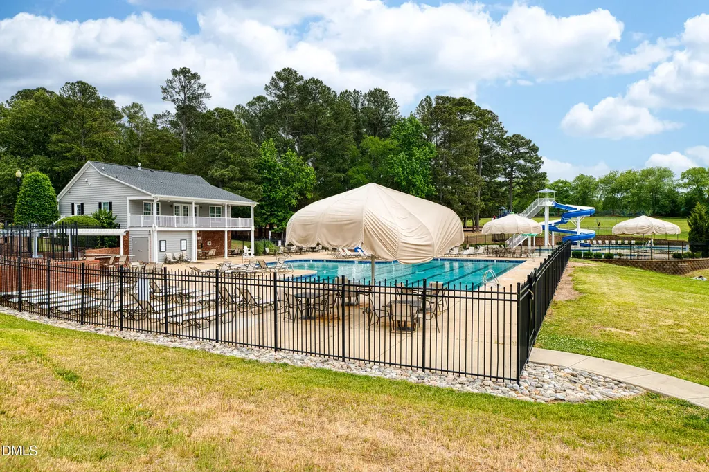 105 Oakbeech Court Holly Springs NC 27540