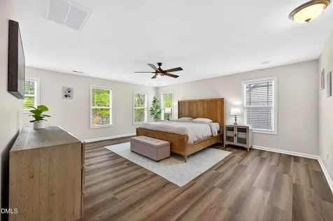 105 Oakbeech Court Holly Springs NC 27540