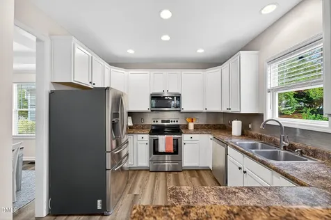 105 Oakbeech Court Holly Springs NC 27540