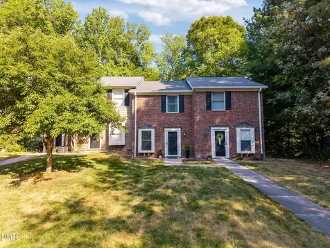 13 Hartford Court Durham NC 27707