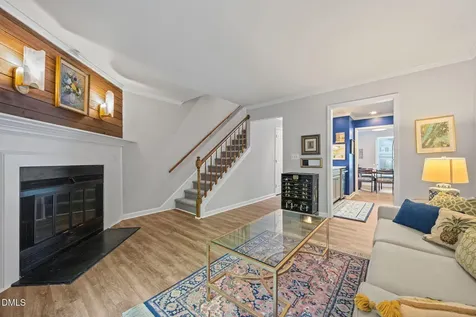 13 Hartford Court Durham NC 27707