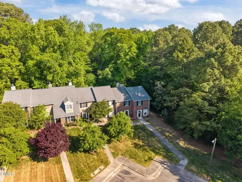 13 Hartford Court Durham NC 27707