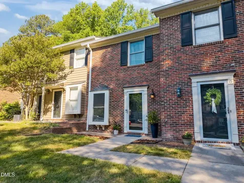 13 Hartford Court Durham NC 27707