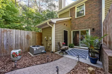 13 Hartford Court Durham NC 27707