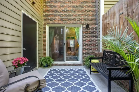 13 Hartford Court Durham NC 27707