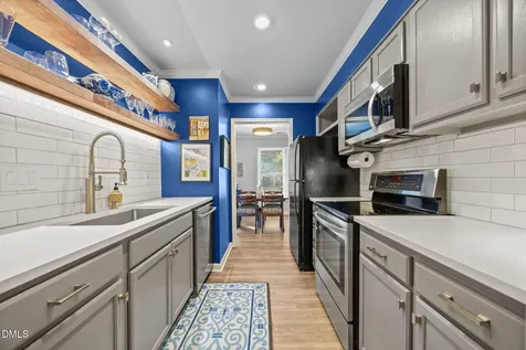 13 Hartford Court Durham NC 27707