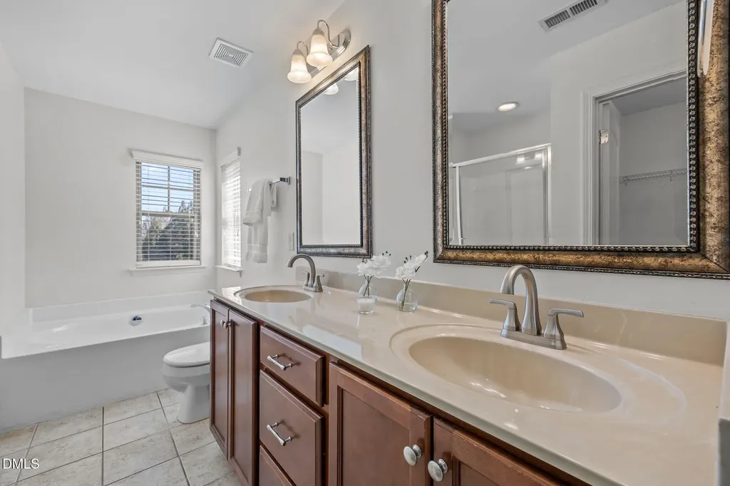 729 Lake Artesia Lane Fuquay Varina NC 27526