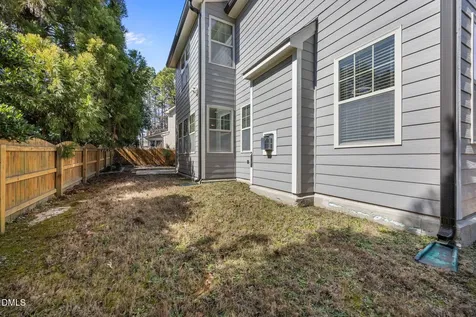 729 Lake Artesia Lane Fuquay Varina NC 27526