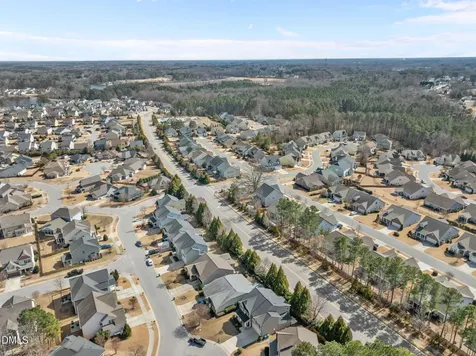729 Lake Artesia Lane Fuquay Varina NC 27526