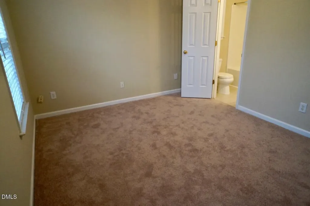 2444 Pumpkin Ridge Way Raleigh NC 27604