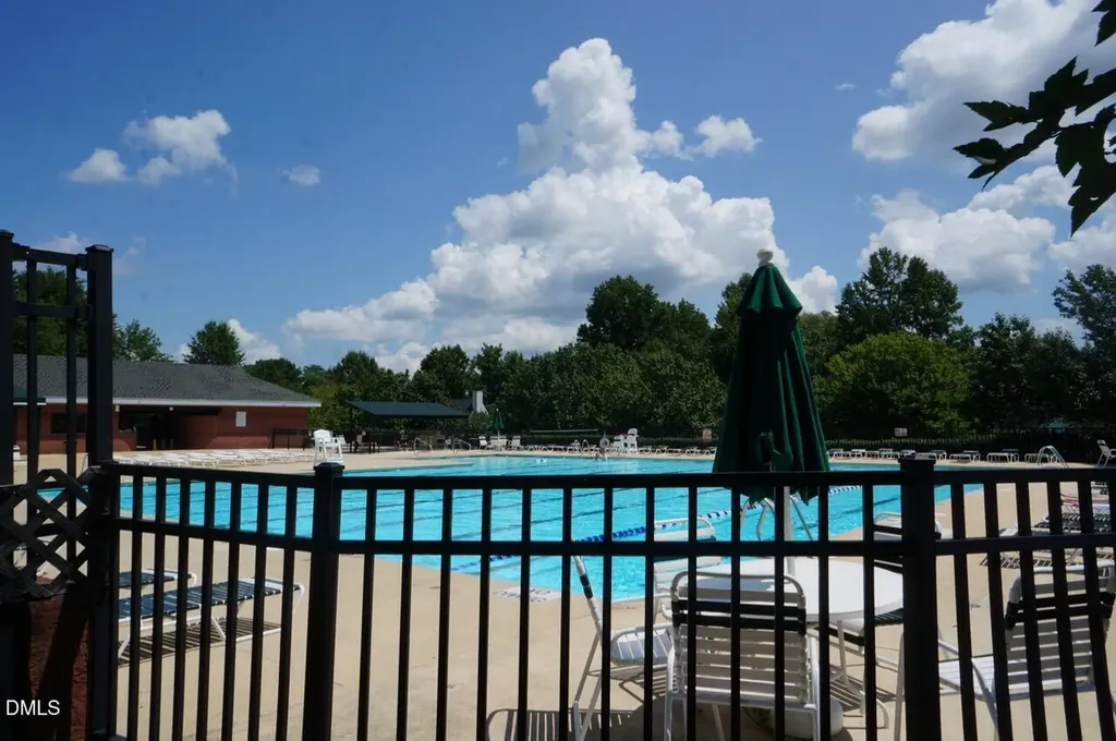 2444 Pumpkin Ridge Way Raleigh NC 27604