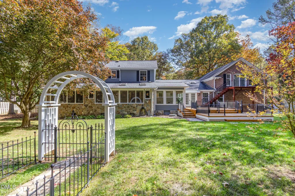5419 Valinda Drive Chapel Hill NC 27514