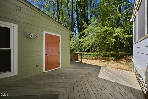 1302 Springlawn Court Raleigh NC 27609
