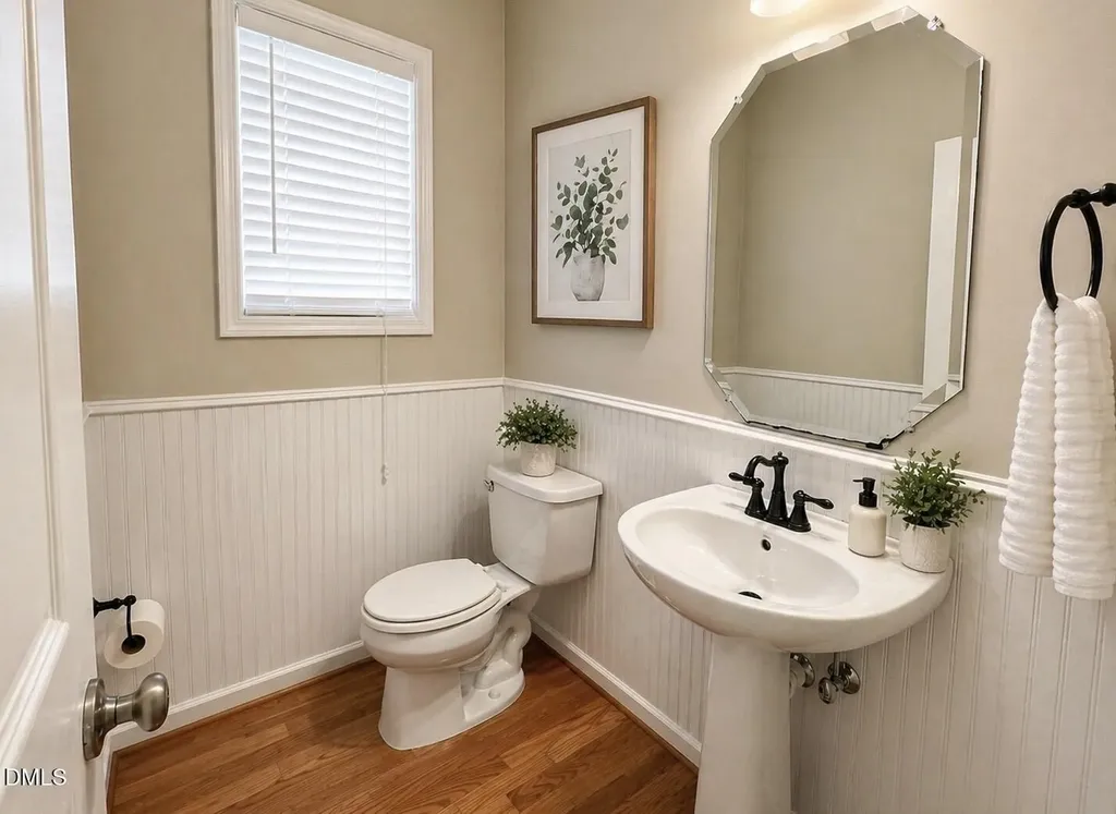 5539 Nur Lane Raleigh NC 27606