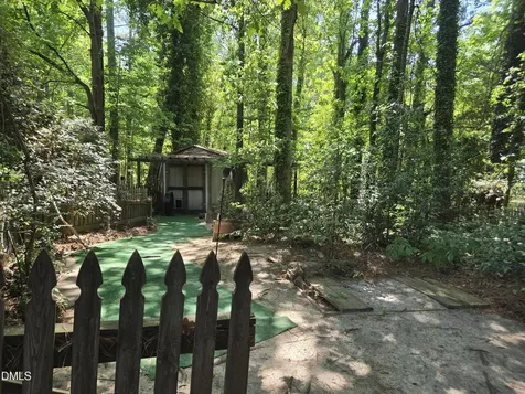 5516 Den Heider Way Raleigh NC 27606