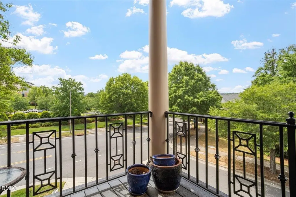 308 W Barbee Chapel Road Chapel Hill NC 27517
