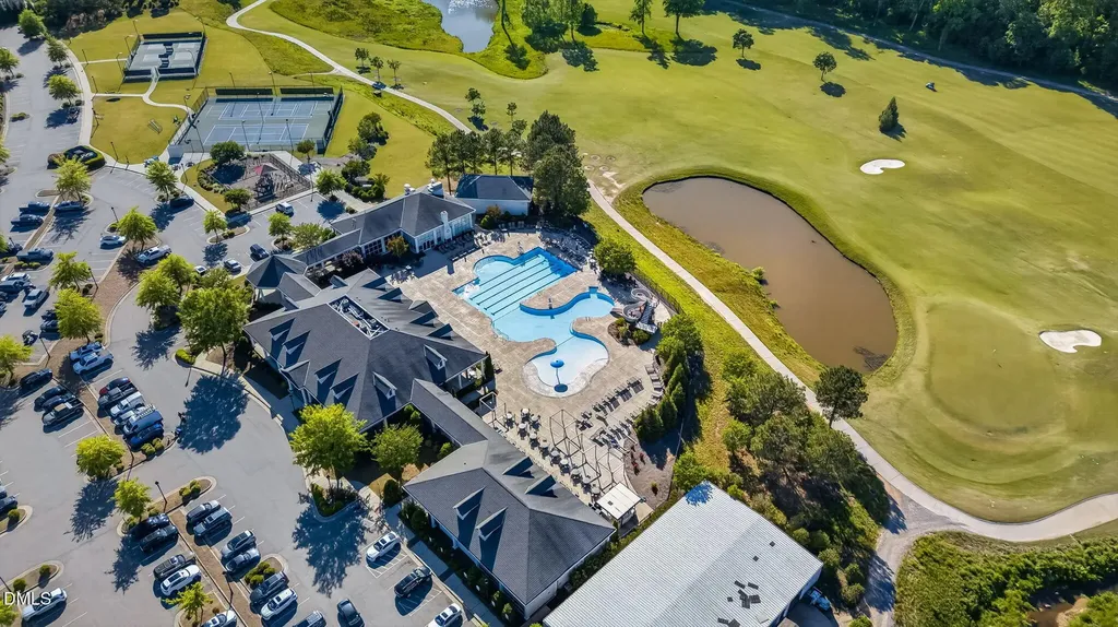 404 Honeyridge Lane Holly Springs NC 27540