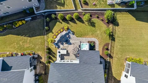 404 Honeyridge Lane Holly Springs NC 27540